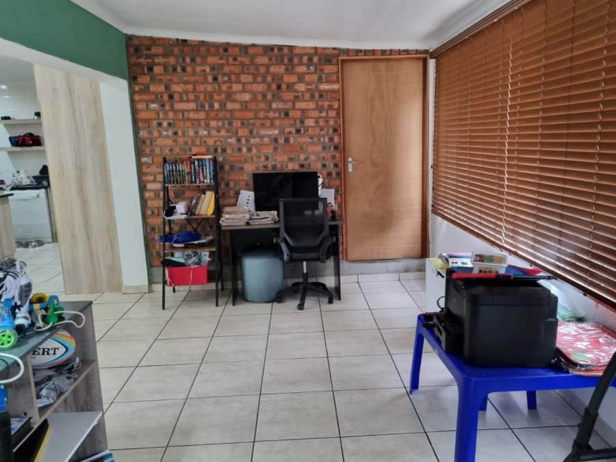4 Bedroom Property for Sale in Helicon Heights Free State
